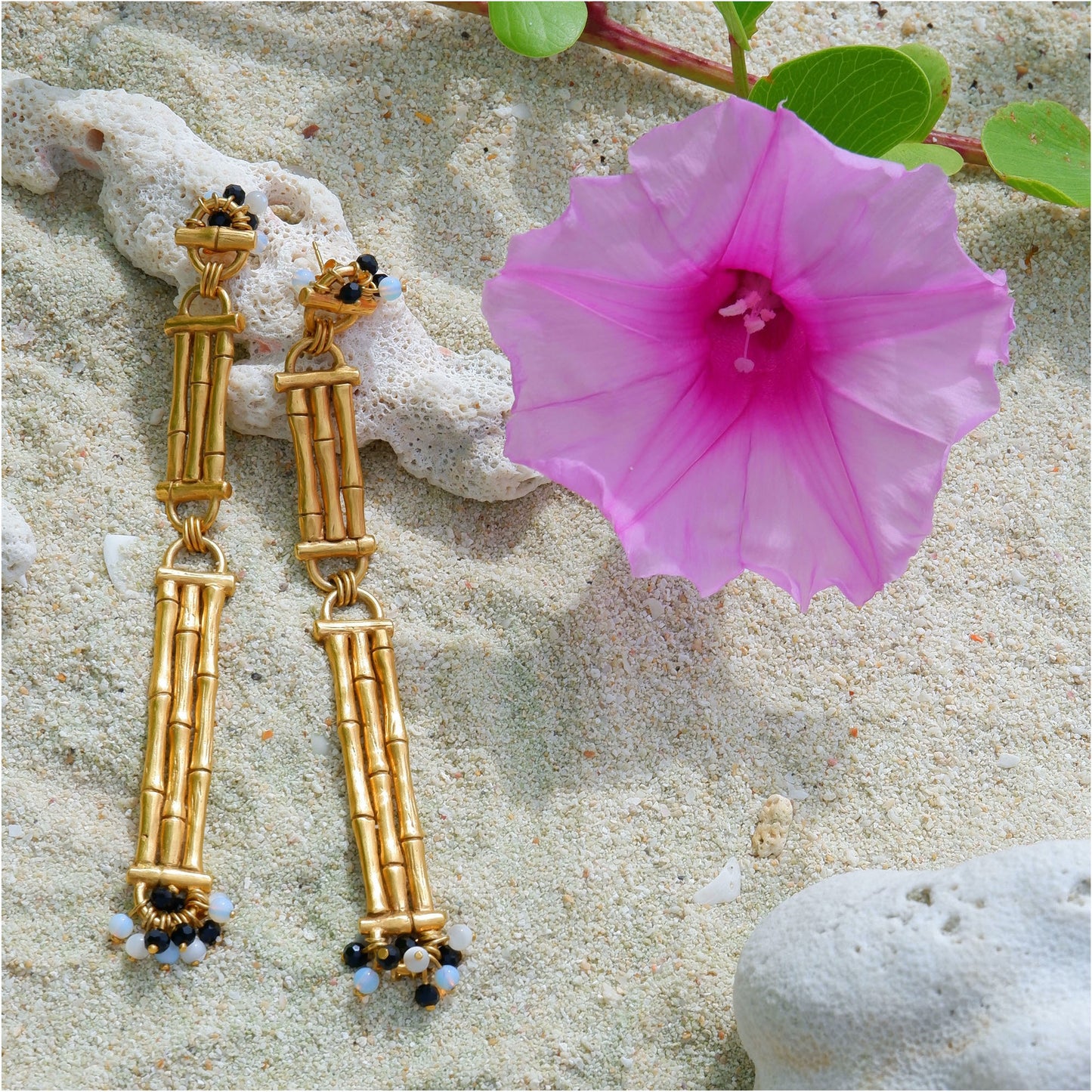 YMA // BAMBOO BAR . drop earrings