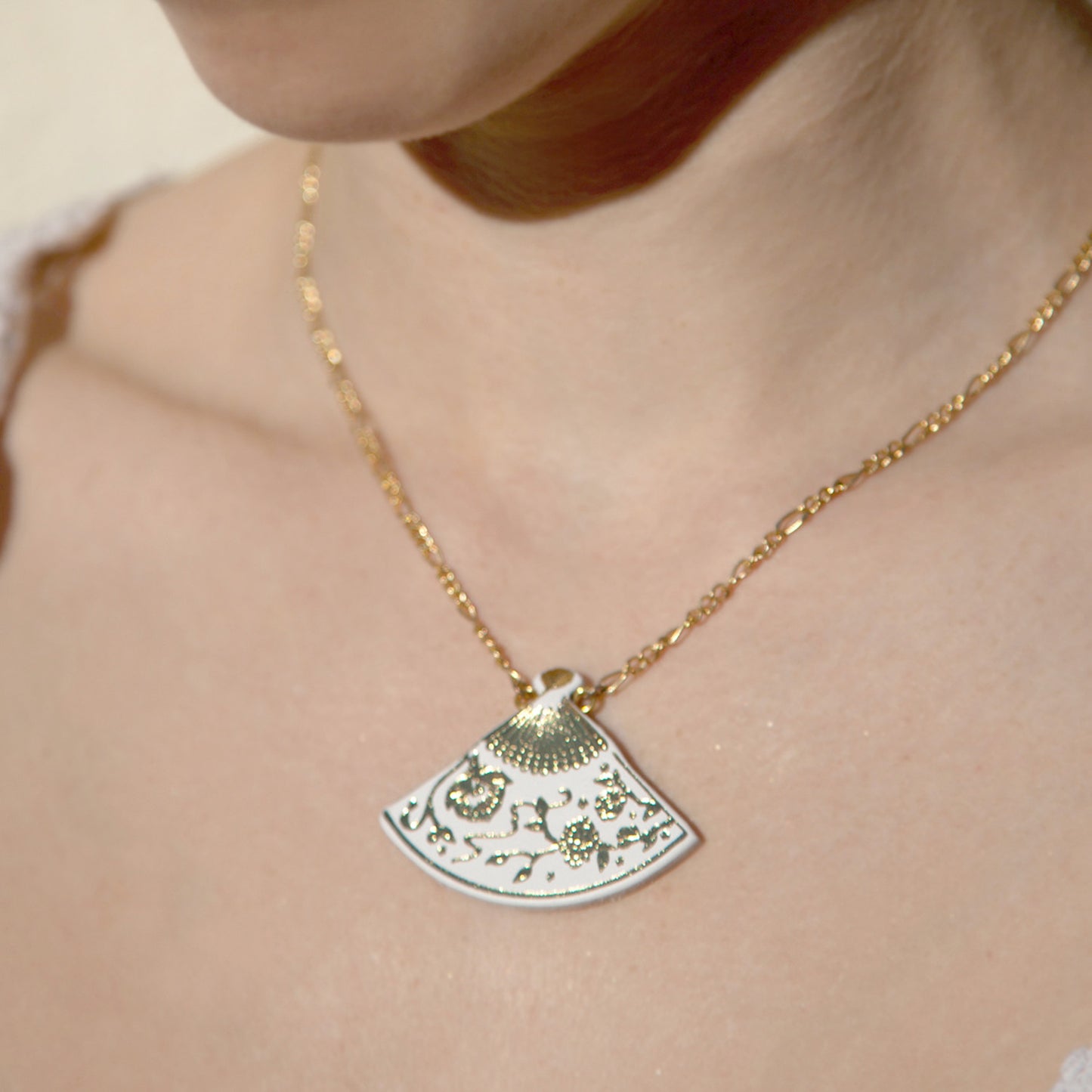 FAN. small pendant