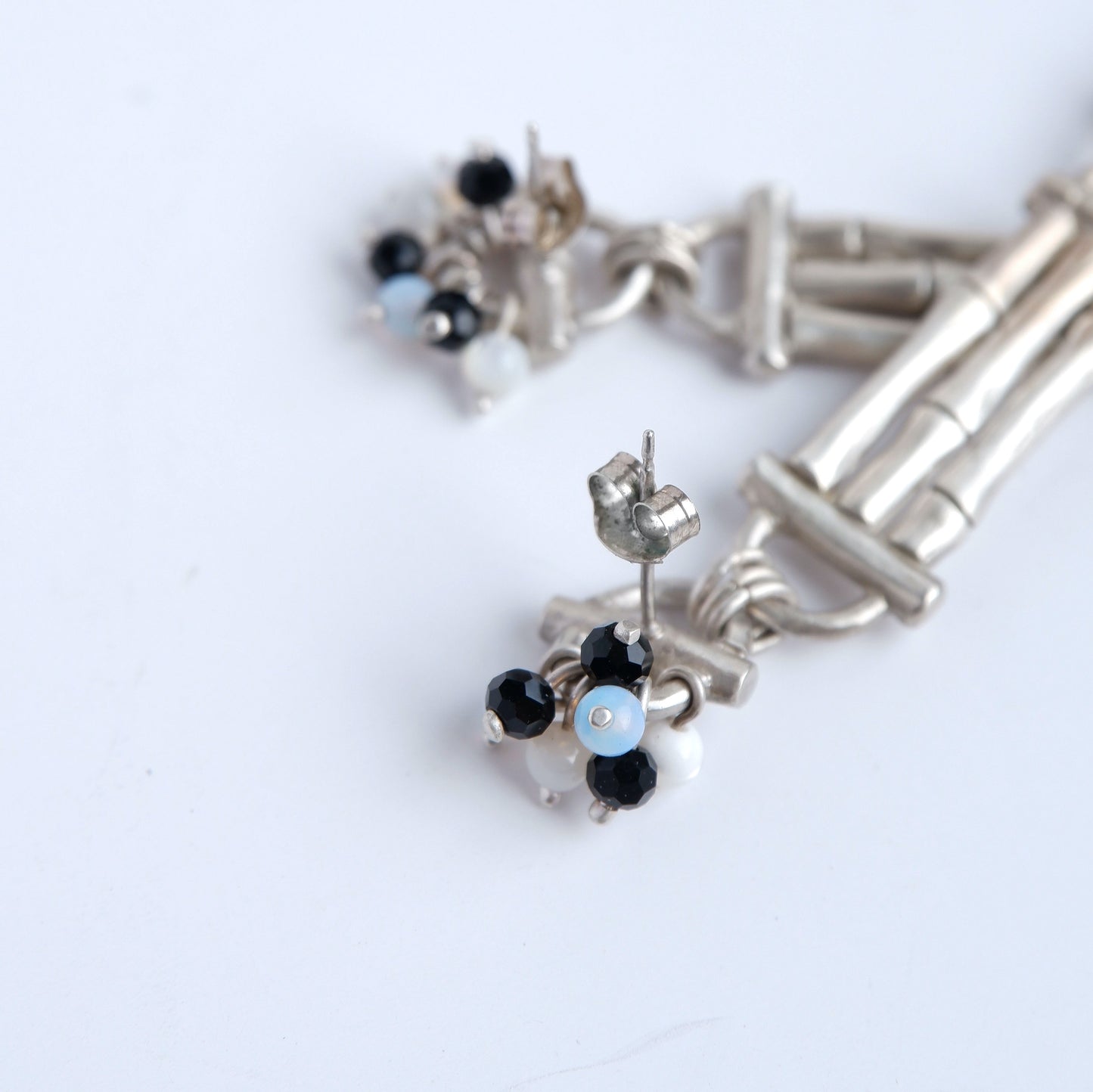 YMA // BAMBOO BAR . drop earrings