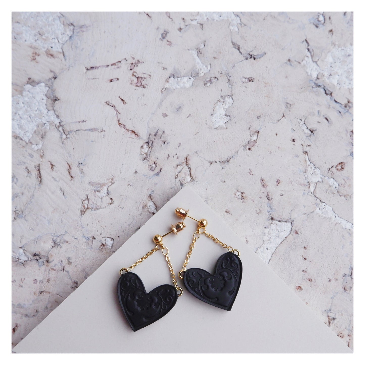 SWEET BLACK HEART . earrings